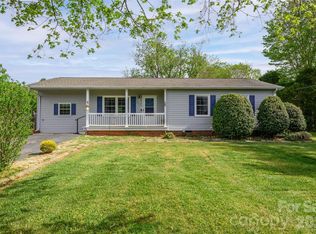 130 Fort Dobbs Rd, Statesville, NC 28625
