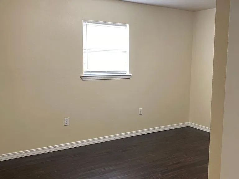 1336 Jade Ave — Photo 11
