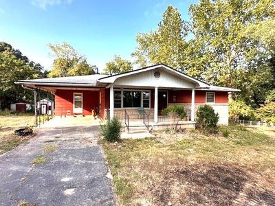 16161 College Street Street, Eminence, MO, 65466