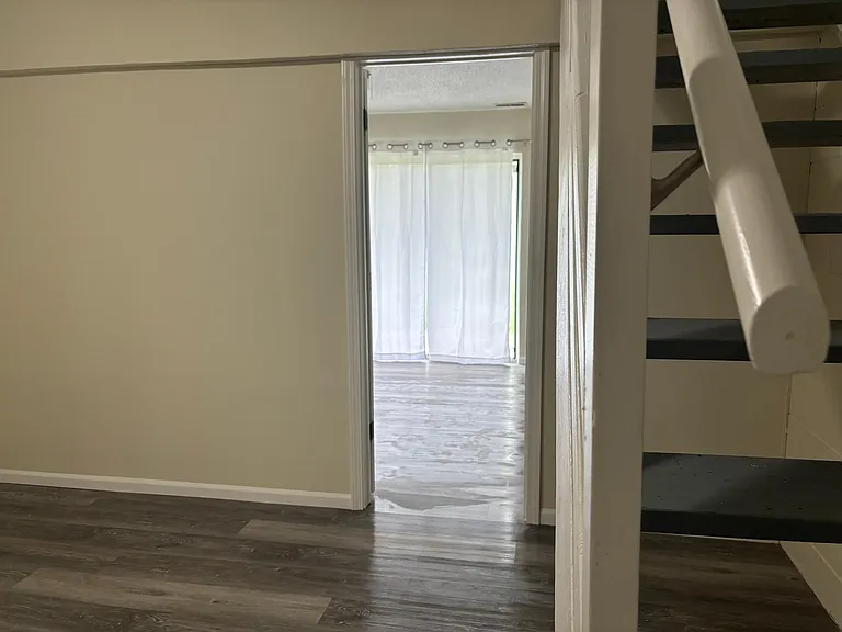 700 N Adelaide St #46 — Photo 9