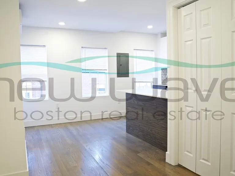 61 Joy St #4 — Photo 1