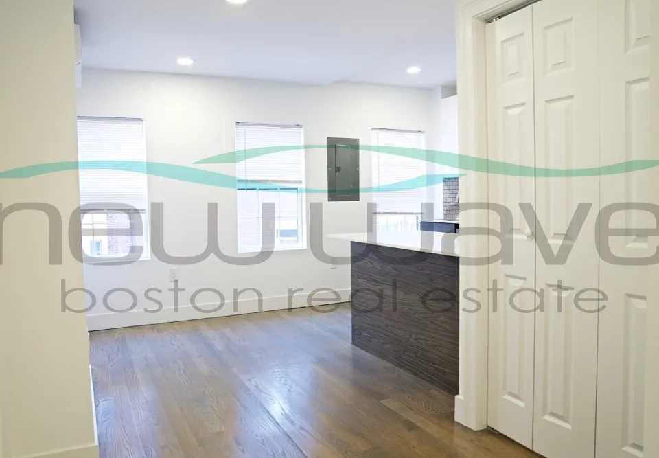 61 Joy St #4