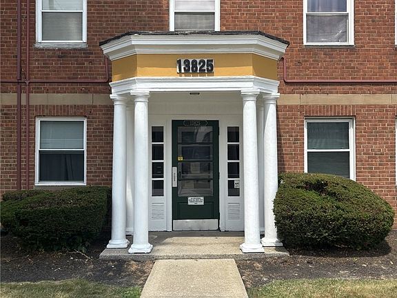 2nd image of 13825 Cedar Rd APT 306A