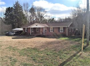 1338 Blacksnake Rd, Stanley, NC 28164