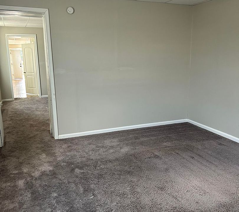 1st image of 900 Mary St #900