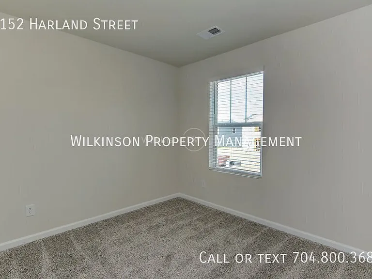 1152 Harland St — Photo 27