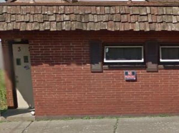 312 Douglas Ave