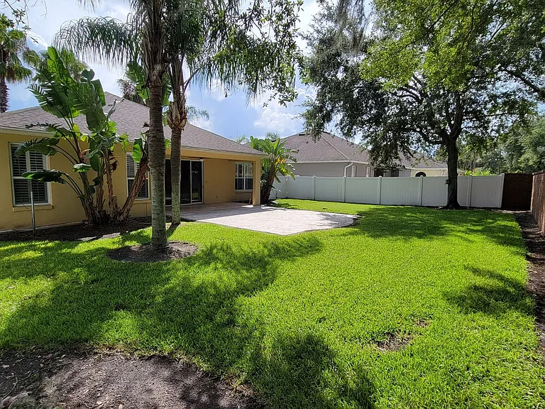 9928 Chardonnay Dr — Photo 24
