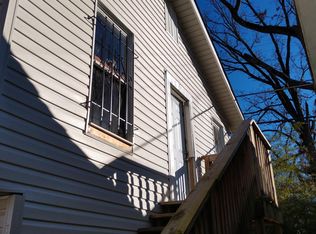 319 1/2 Robinson Pl, Shreveport, LA 71104