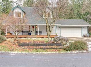 65475 E Sandy River Ln, Rhododendron, OR 97049
