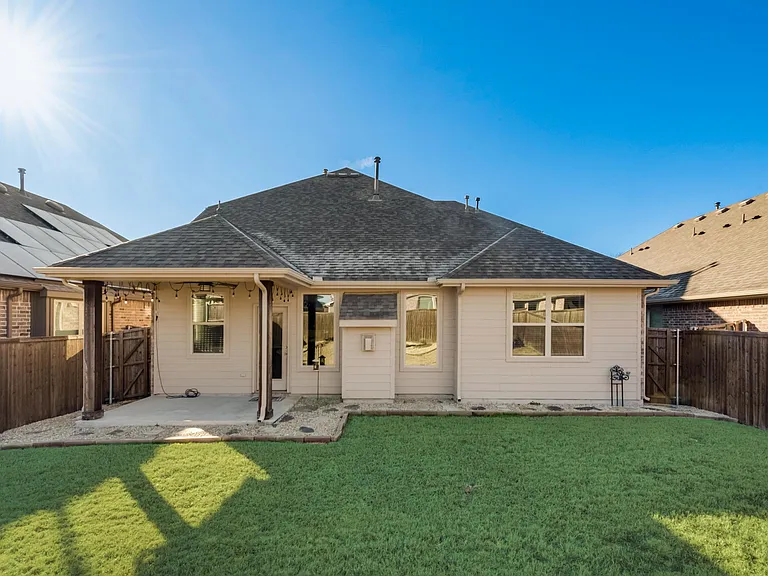 1825 Ridge Creek Ln — Photo 22