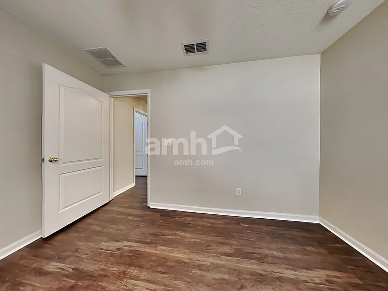 1756 Hollow Glen Dr — Photo 13