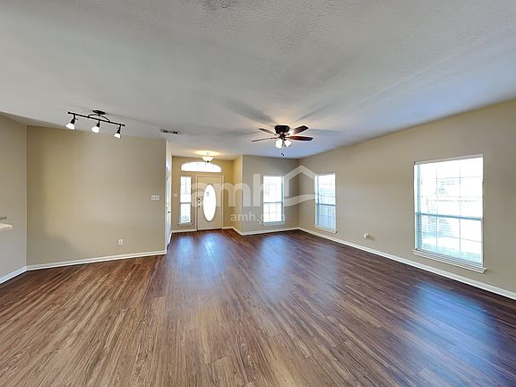 5th image of 13541 Lake Breeze Ln