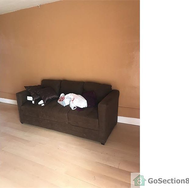 2nd image of 1707 NW 7th St #2