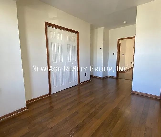 5026 Walnut St #3 — Photo 15