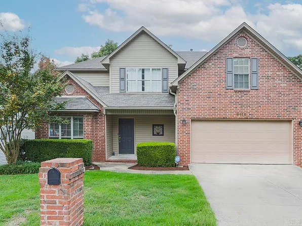 9118 Leatrice Dr, Little Rock, AR 72227