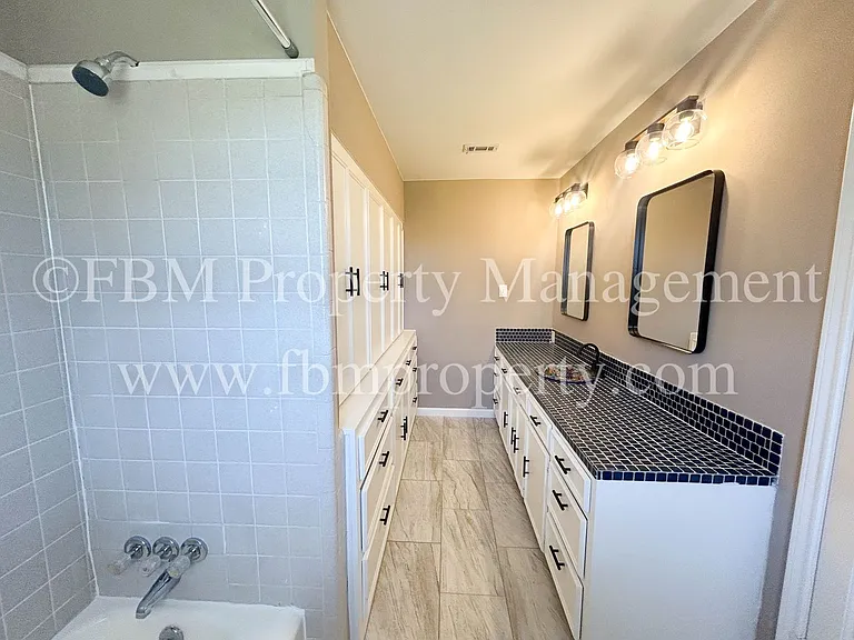 1005 Sunset Dr — Photo 28
