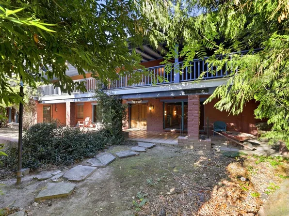 10 Joaquin Rd, Portola Valley, CA 94028