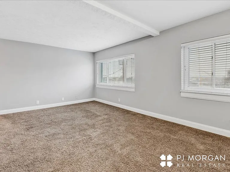 Mill Pointe — Photo 34