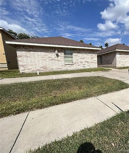 913 E Daffodil Ave #B Photo 1