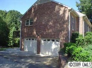 2111 Winterlake Dr, Gastonia, NC 28054