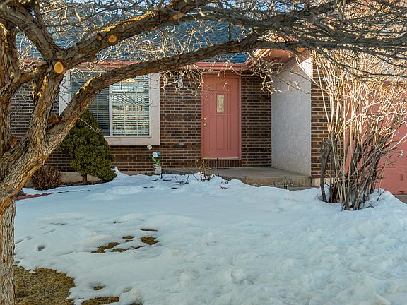 4 bedroom 2 1/4 bath home