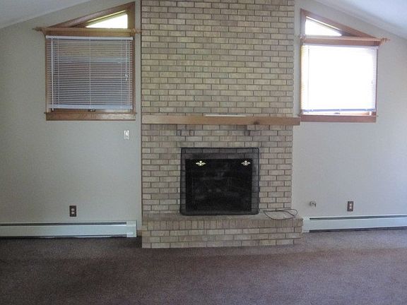 2nd image of 304 Park Ave