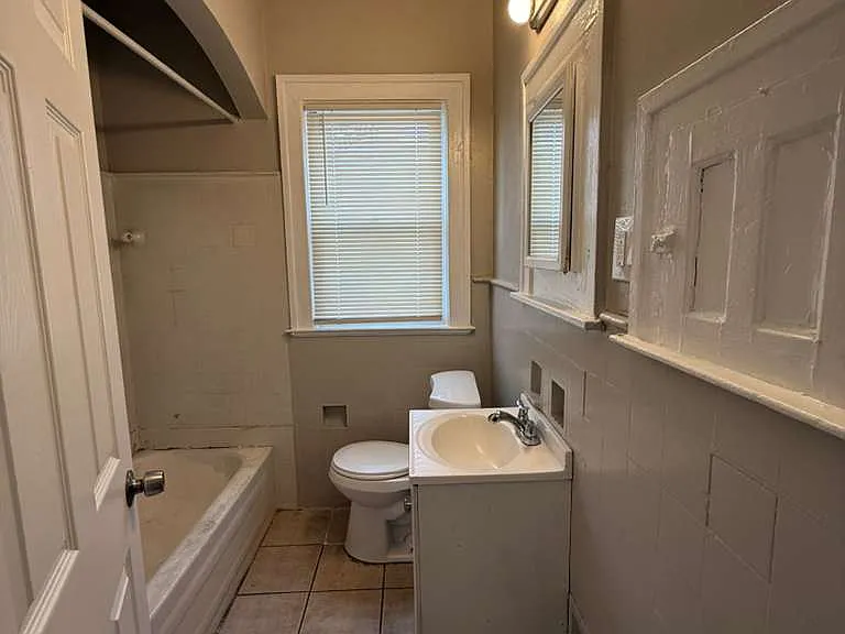 13331 Strathmoor St — Photo 14