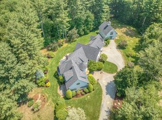 106 Maple St, Carlisle, MA 01741