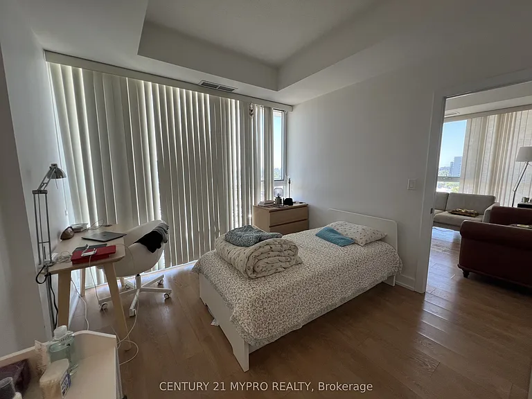 150 Fairview Mall Dr #802 — Photo 22