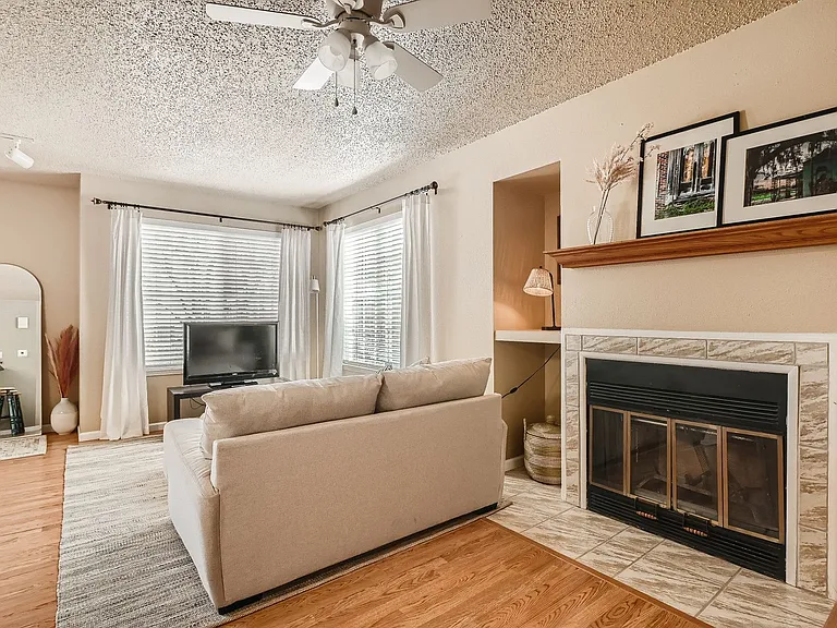 13874 E Lehigh Ave #G — Photo 4