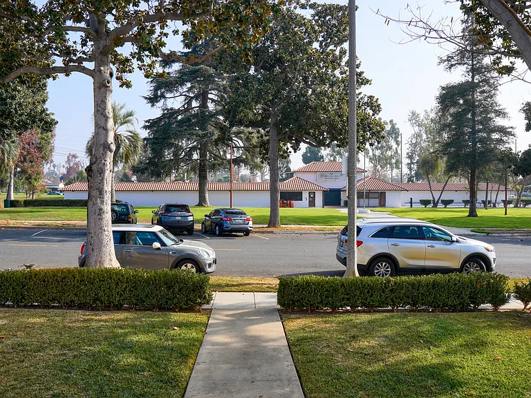 429 N Palm Ave #A — Photo 33