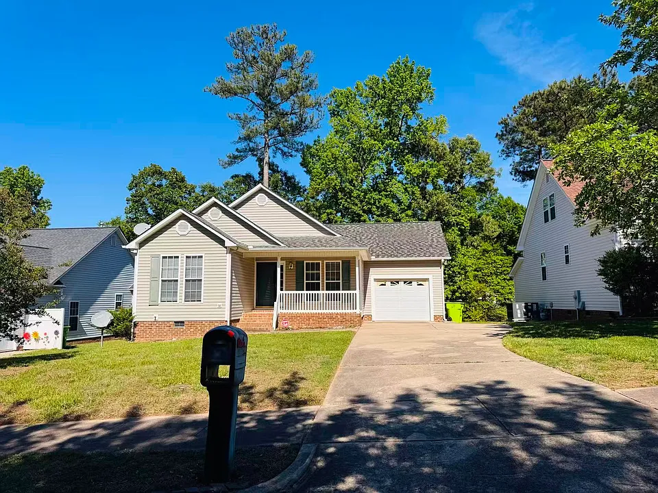 112 Zircon Ln