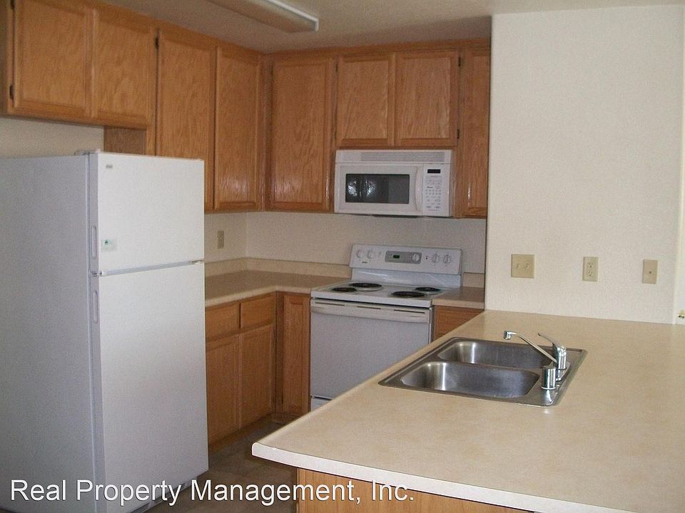 2nd image of 2668 Bunker St APT 6
