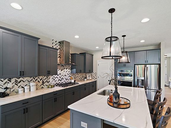 2nd image of 7198 Glenvalley Dr #1