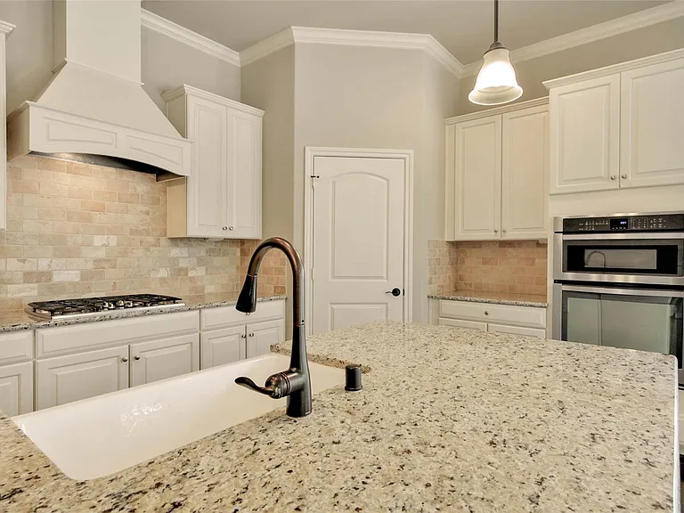 78 Hearthshire Cir — Photo 14