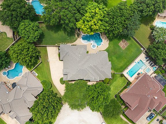 4th image of 805 Longford Dr