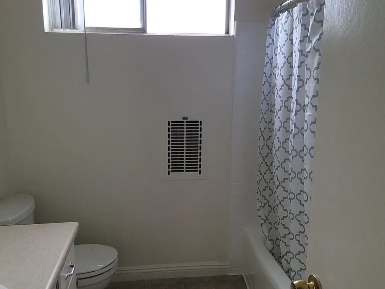 5722 Virginia Ave #7 — Photo 13