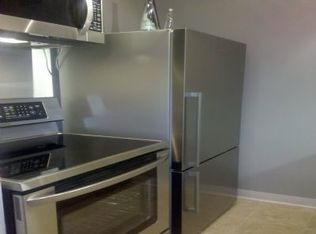 3950 N Lake Shore Dr APT 900, Chicago, IL 60613