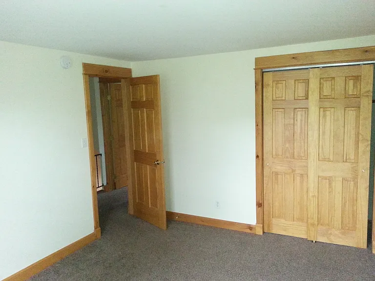 374 Joe McCarthy Dr — Photo 4