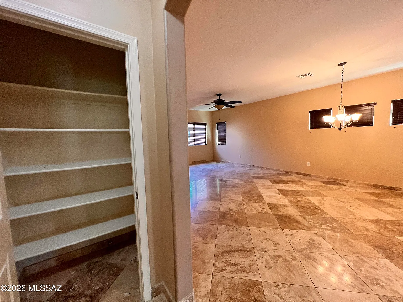 4 bed, 3.0 bath, 1910 sqft, $2,295 — Photo 4