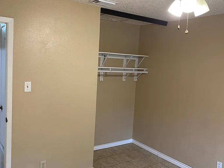 5348 Gawain Dr — Photo 8