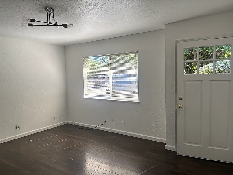 Hacienda Ave — Photo 1