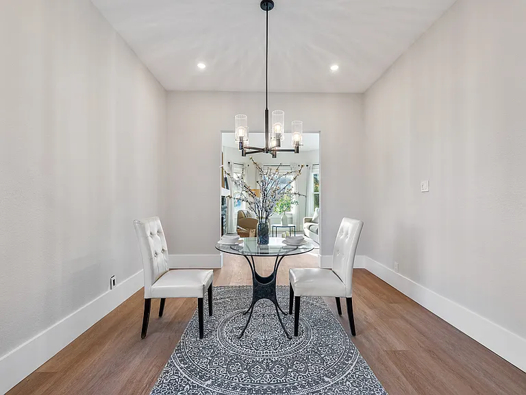 115 Cuvier St — Photo 10