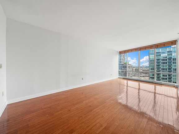 5th image of 20 Newport Pkwy APT 2311