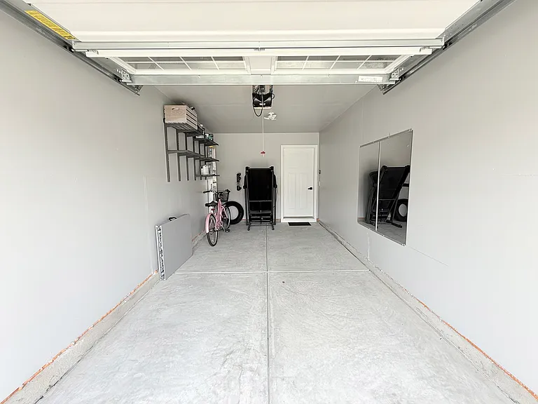 One car garage with opener