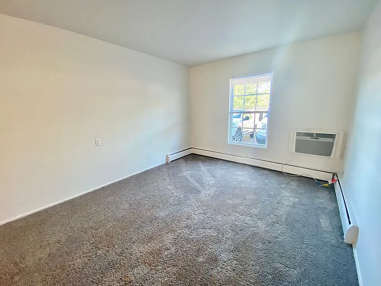 504 Saint Johns St — Photo 31