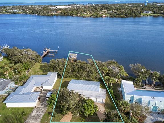 3rd image of 9908 Riverview Dr