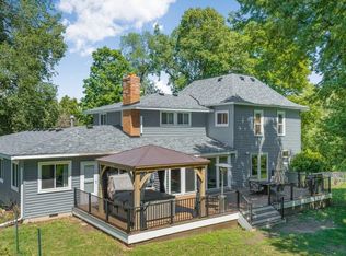 8401 Medicine Lake Rd, Golden Valley, MN 55427
