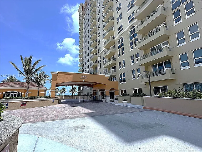 2080 S Ocean Dr #MPH12 — Photo 50